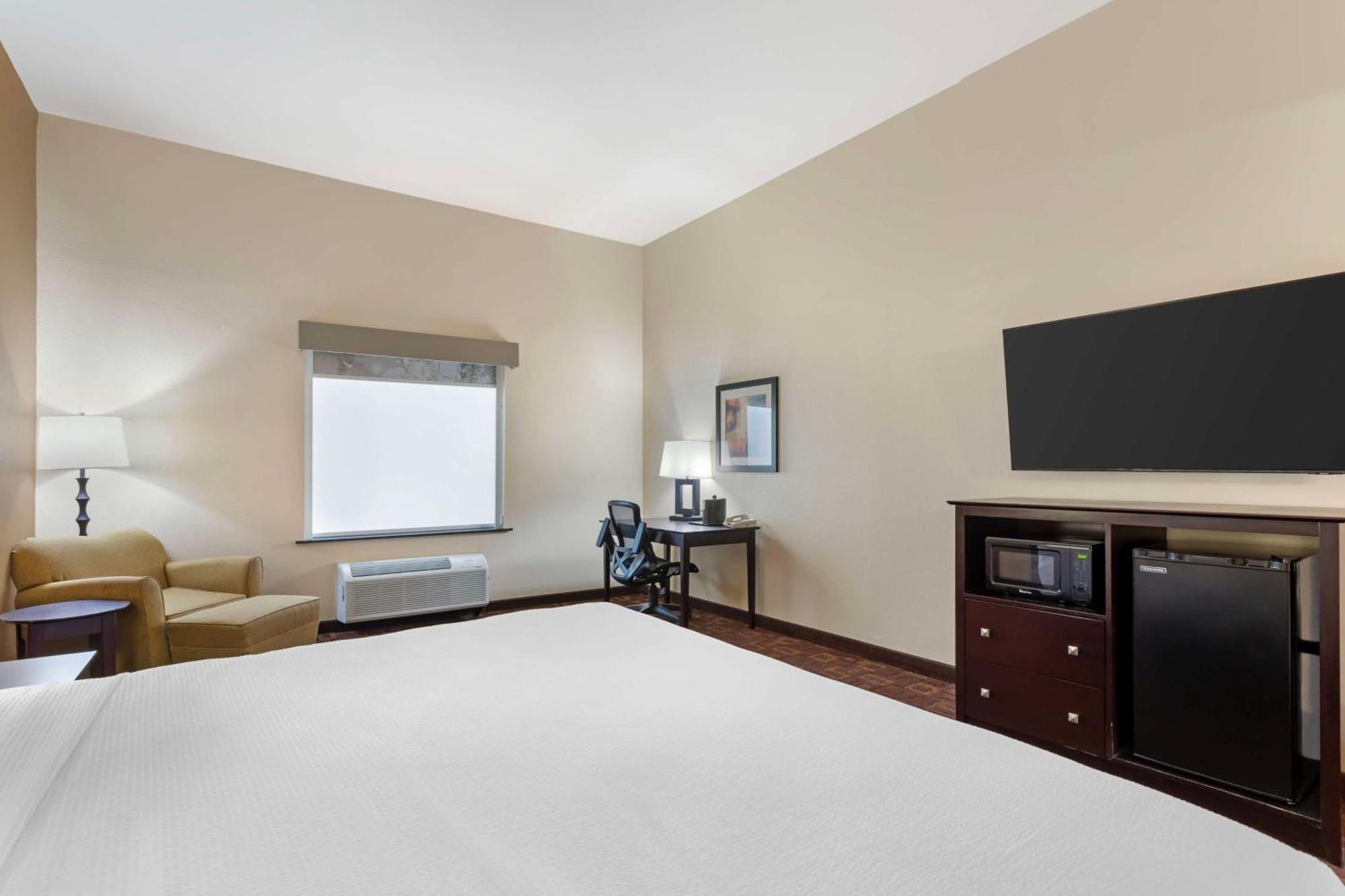 Best Western Plus Goliad Inn & Suites Bagian luar foto