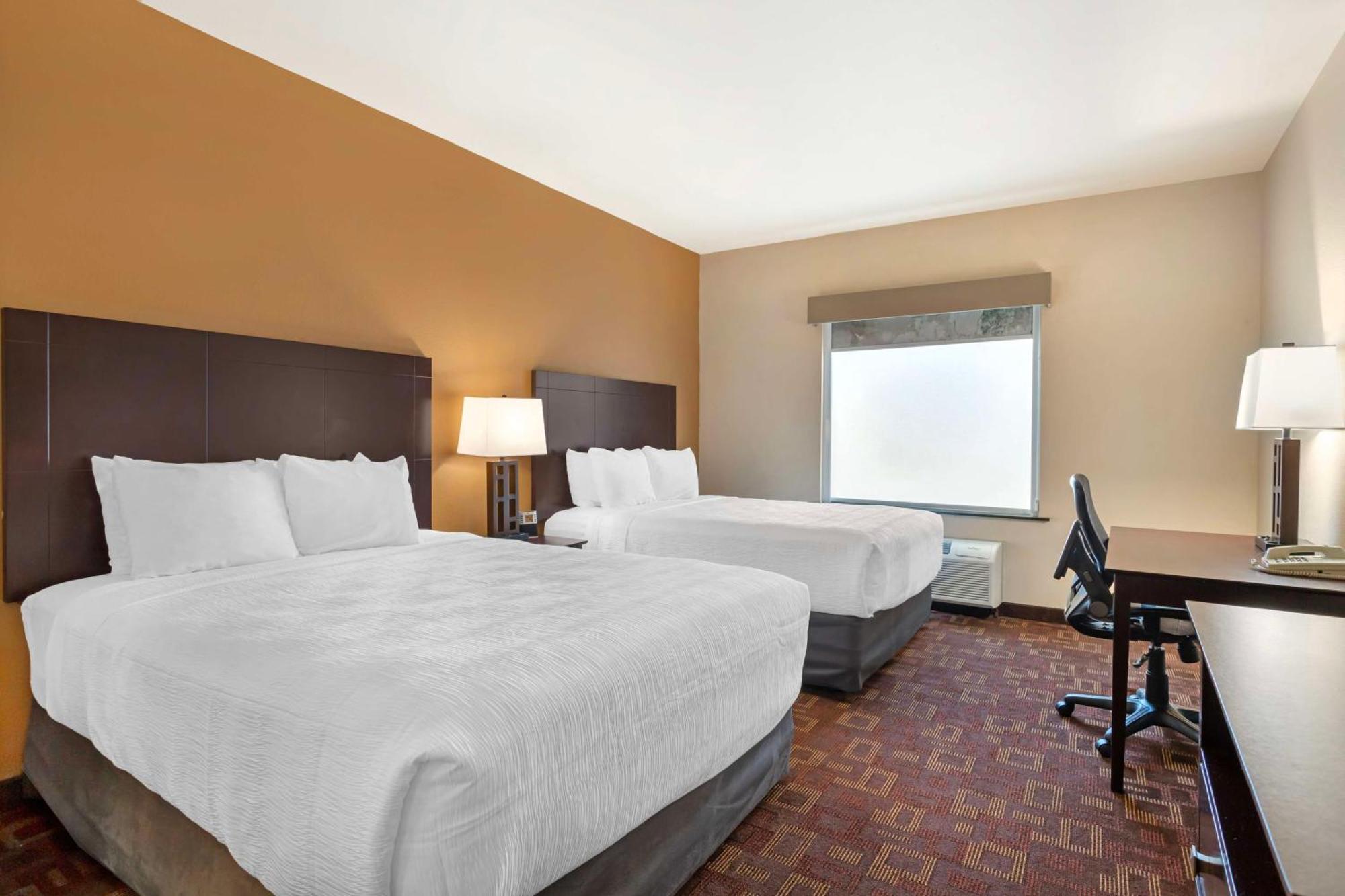 Best Western Plus Goliad Inn & Suites Bagian luar foto