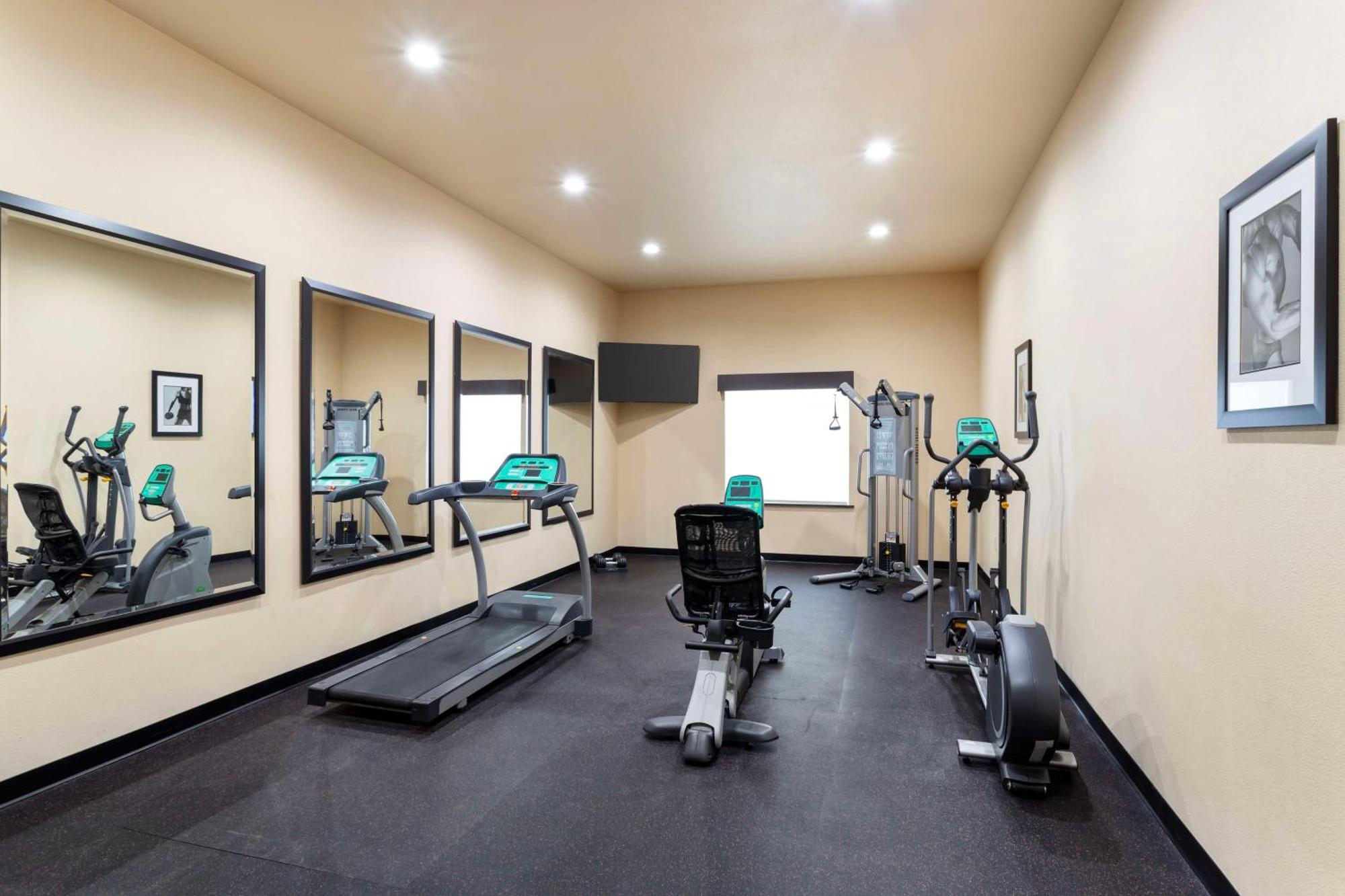 Best Western Plus Goliad Inn & Suites Bagian luar foto